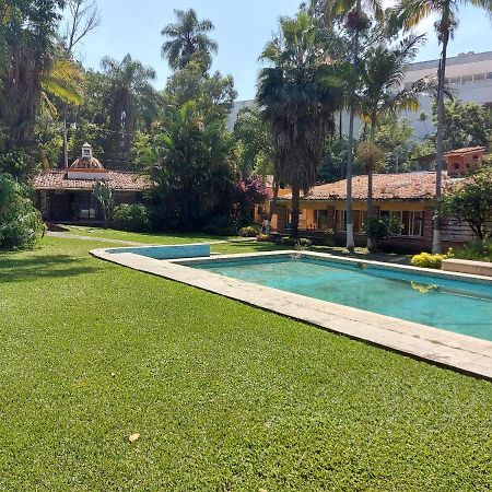 Auto Hotel Jardines De Amatitlan Cuernavaca Exterior photo