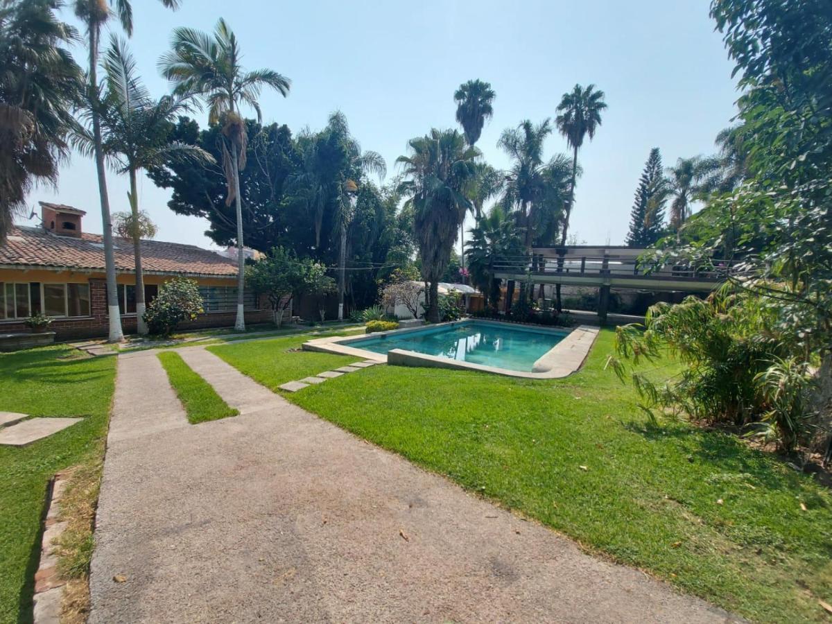 Auto Hotel Jardines De Amatitlan Cuernavaca Exterior photo