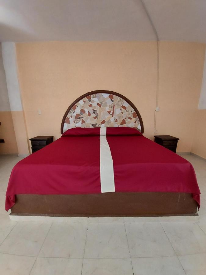 Auto Hotel Jardines De Amatitlan Cuernavaca Exterior photo
